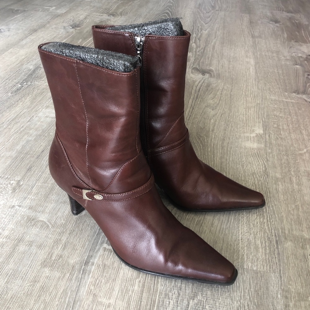 CIRCA Leather "Sulivan" Ankle Booties  10M-B70